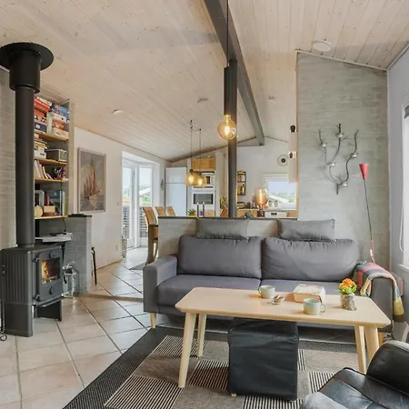 Cozy In With Wifi